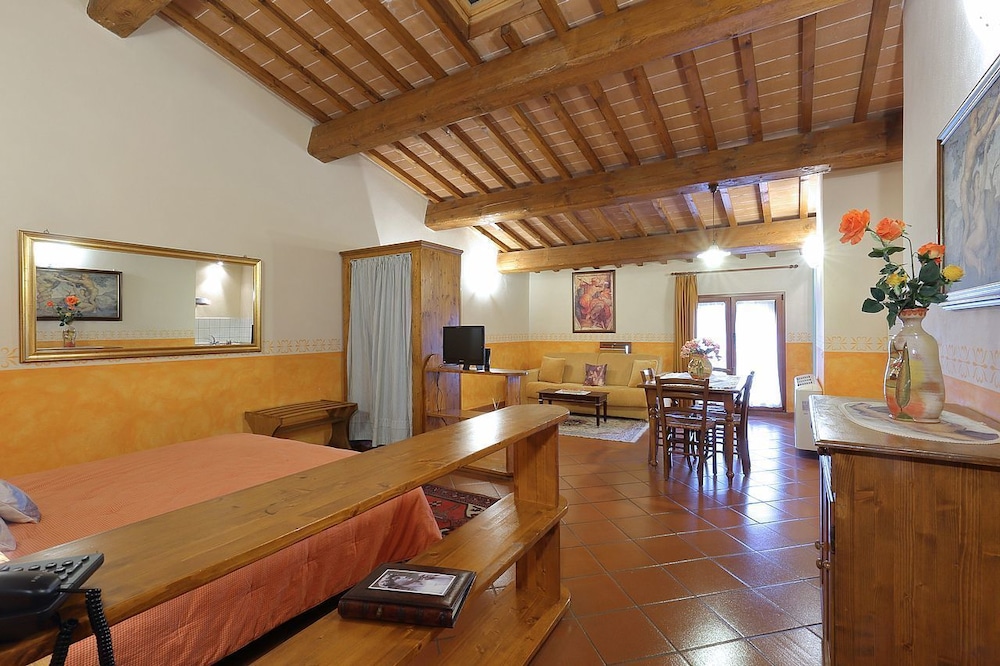 Borgo Di Villa Castelletti 45/62