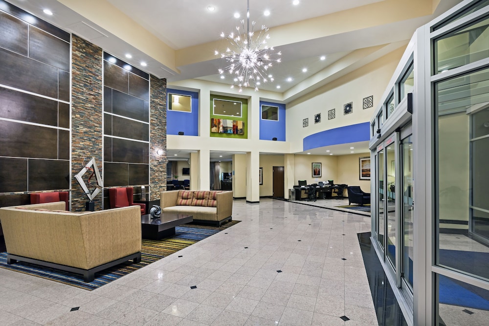 Holiday Inn Express Hotel And Suites Houston Downtown Convention Center 9/72
