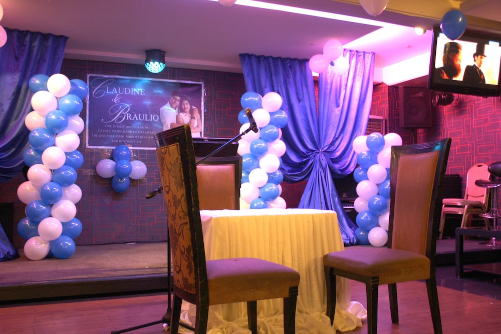 Manila Grand Opera Hotel 49/54