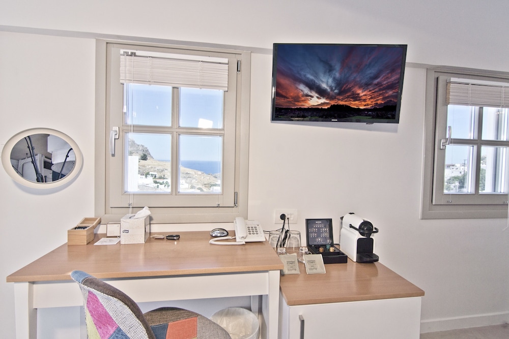 Lindos Comfy Suites 49/58