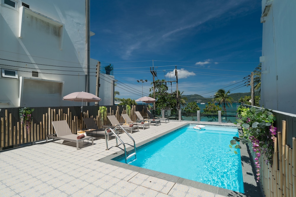 Destinaation Patong Boutique By The Sea 50/55
