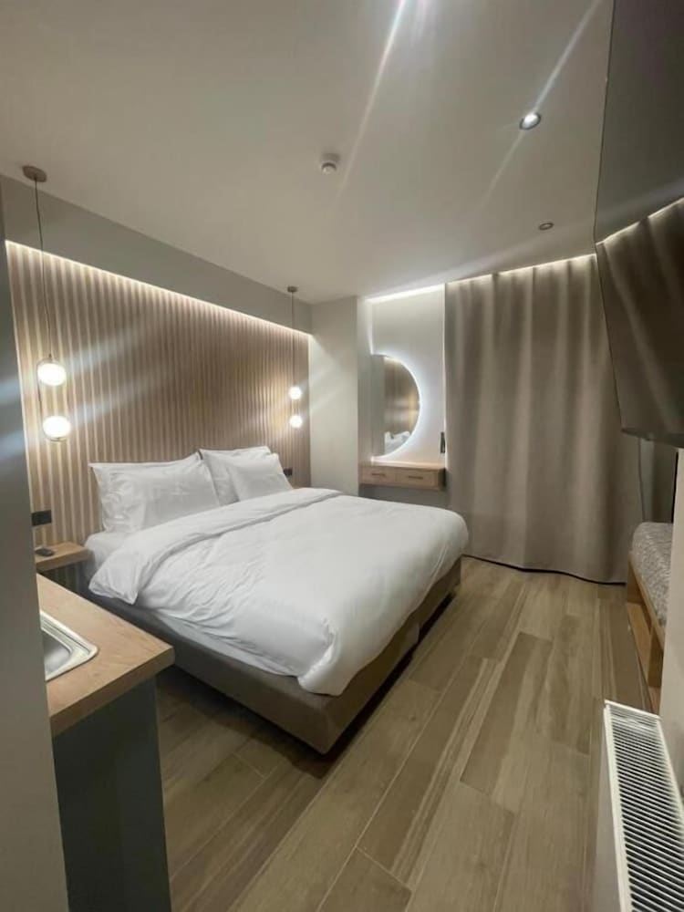 Junior Suite, Studio, Queen Bed, Sofa