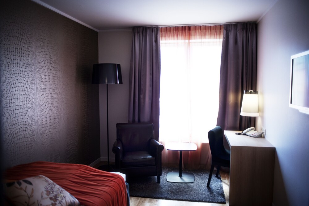 Comfort Hotel Park 24/75