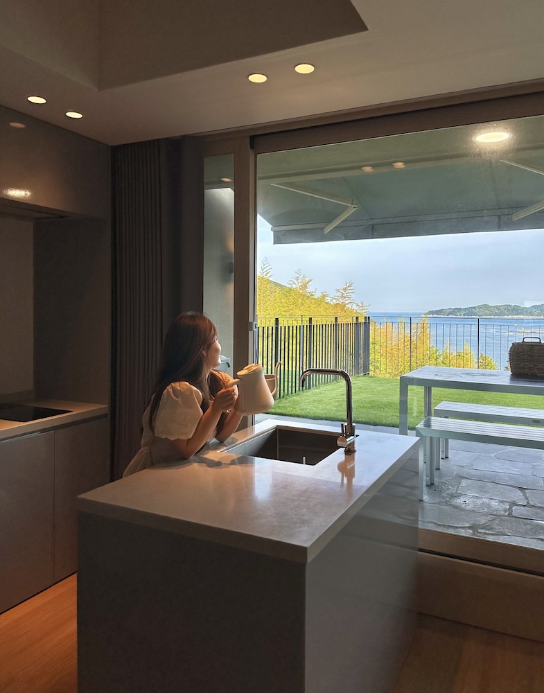 Tourist Hotel Sang Sang House 5/50