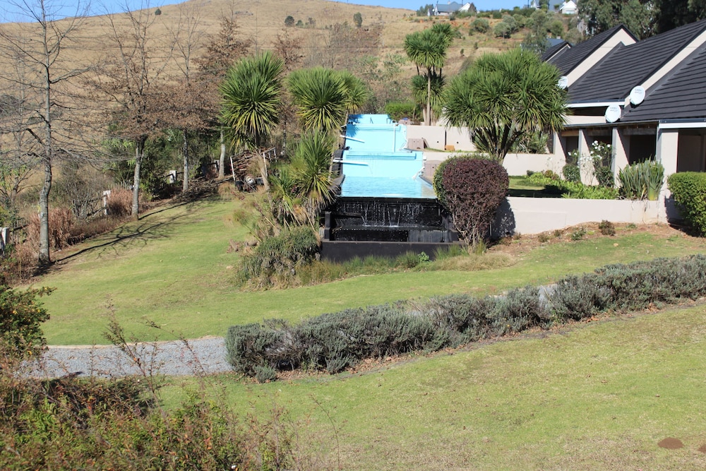 Mount Shekinah Country Hotel 20/28