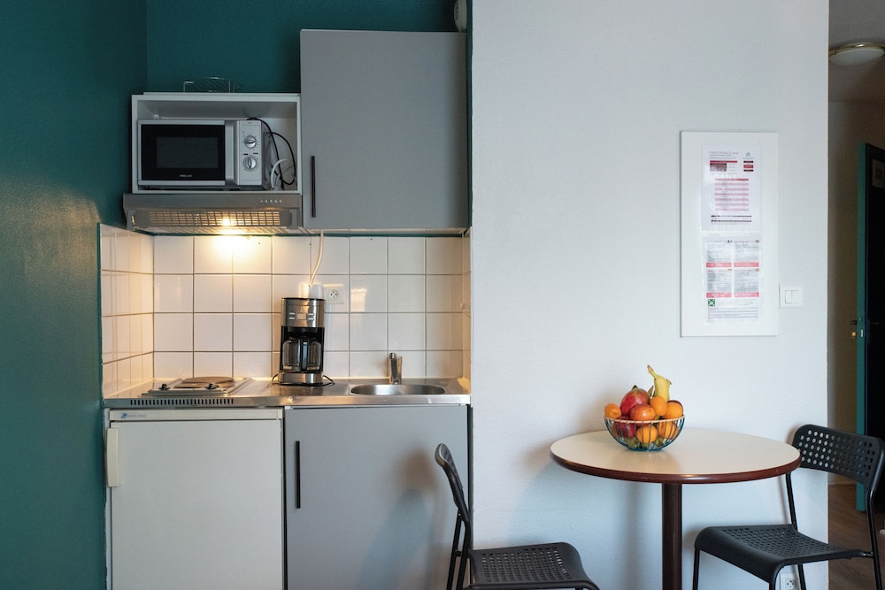 Appart-Hotel Terres de France Brest Pasteur 10/54