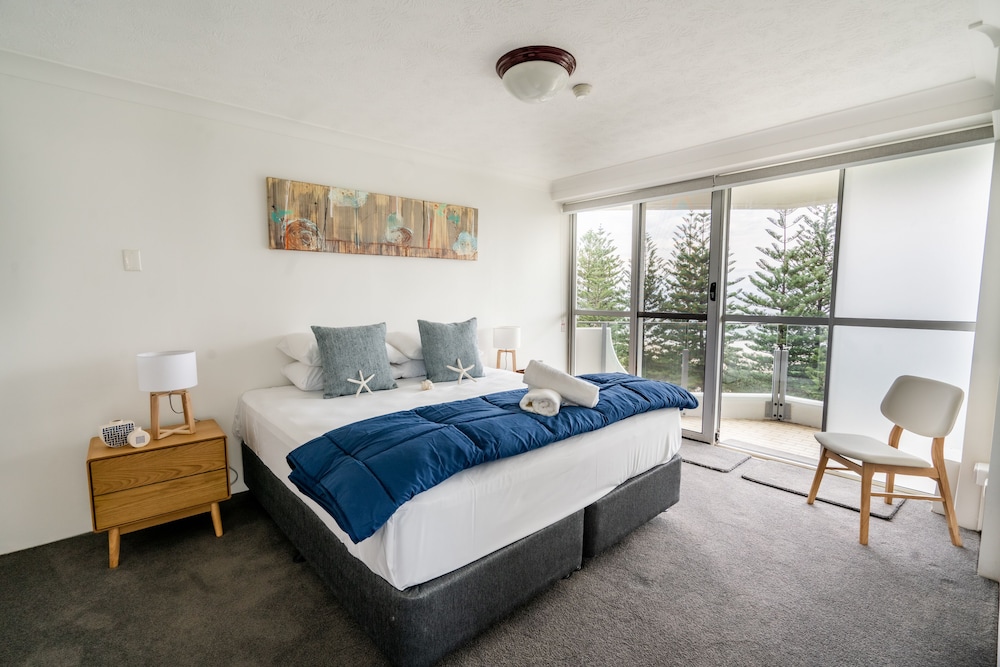 CASHELMARA BEACHFRONT APARTMENTS 7/28