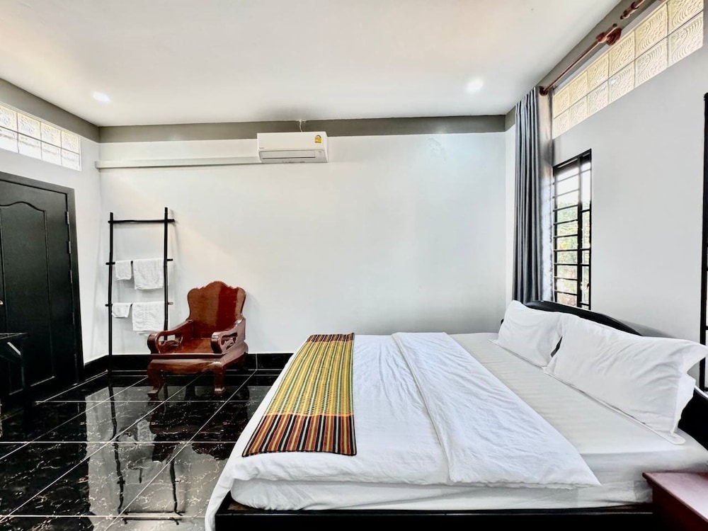 Asia Ready Travel & Tours Siem Reap 11/50