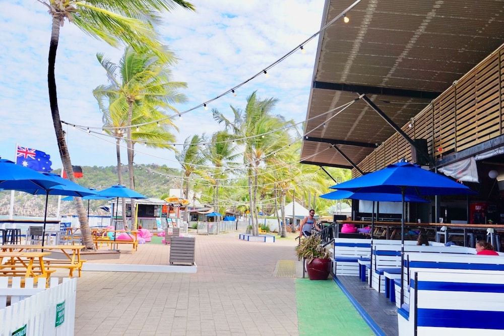 Nomads Magnetic Island - Adults only 26/50