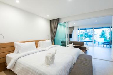 Hill, Suite, Queen Bed, Sea View, Pool Side