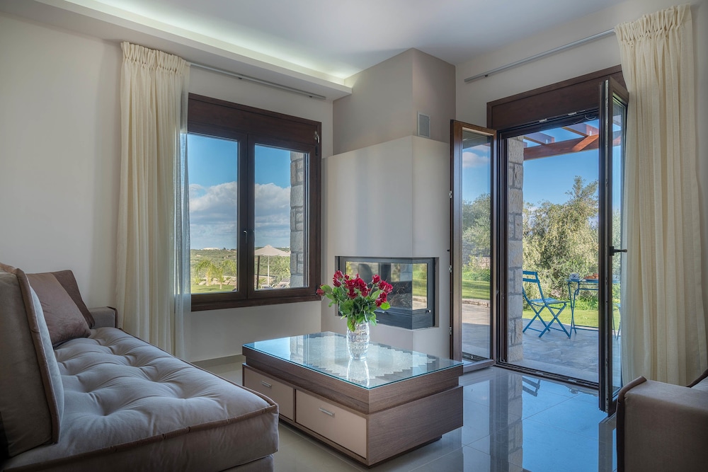 Olive Garden Villas 24/50