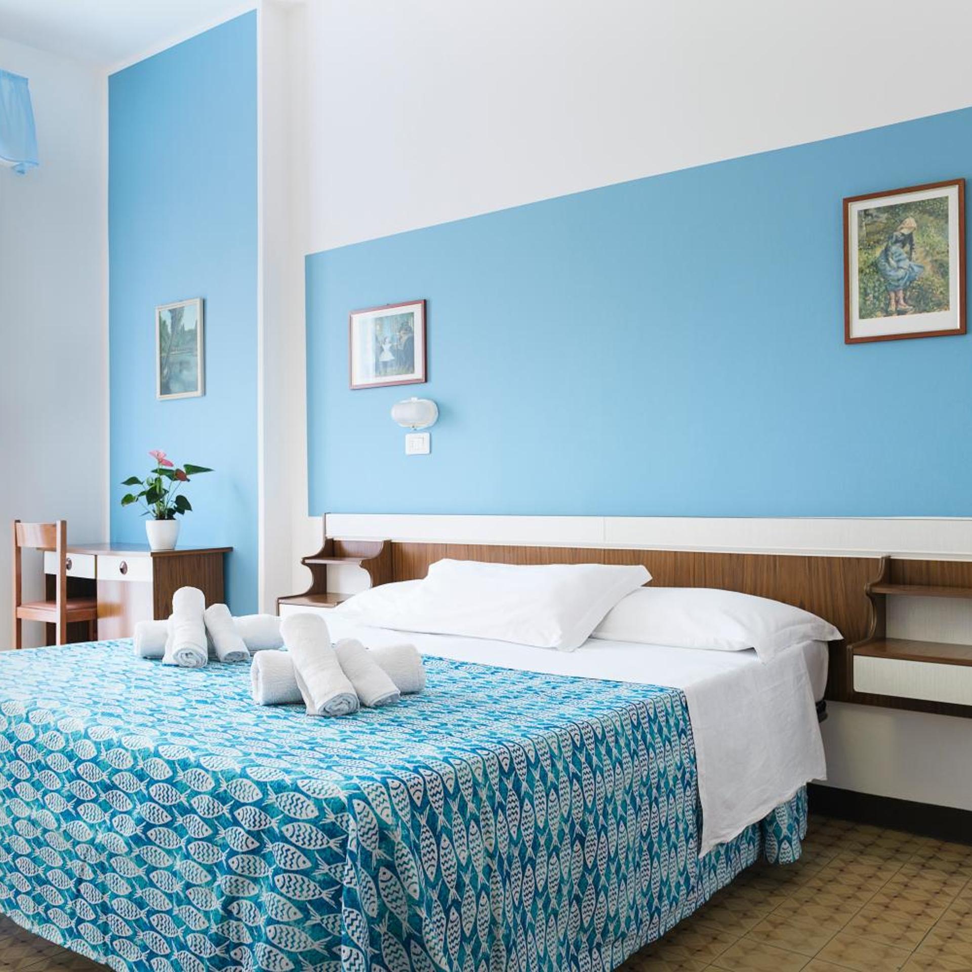 Hotel Cheri 14/48