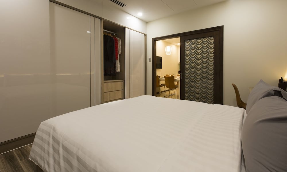 DELUXE, SUITE, QUEEN BED, PARK VIEW