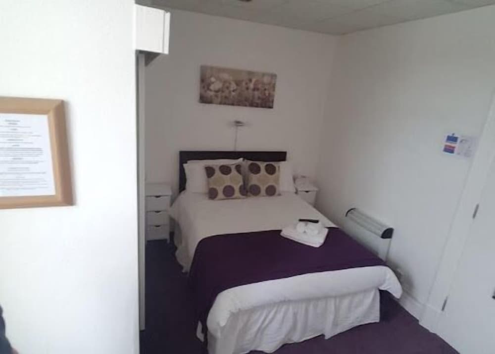The Wilton Hotel 18/50