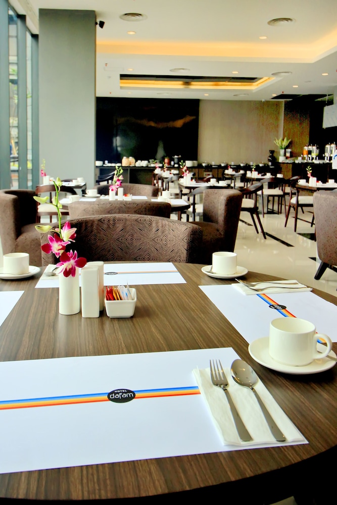 Vasaka Hotel Jakarta Managed by Dafam 34/50