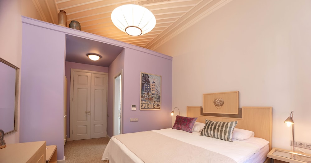 Delight Deluxe Boutique Hotel 35/79