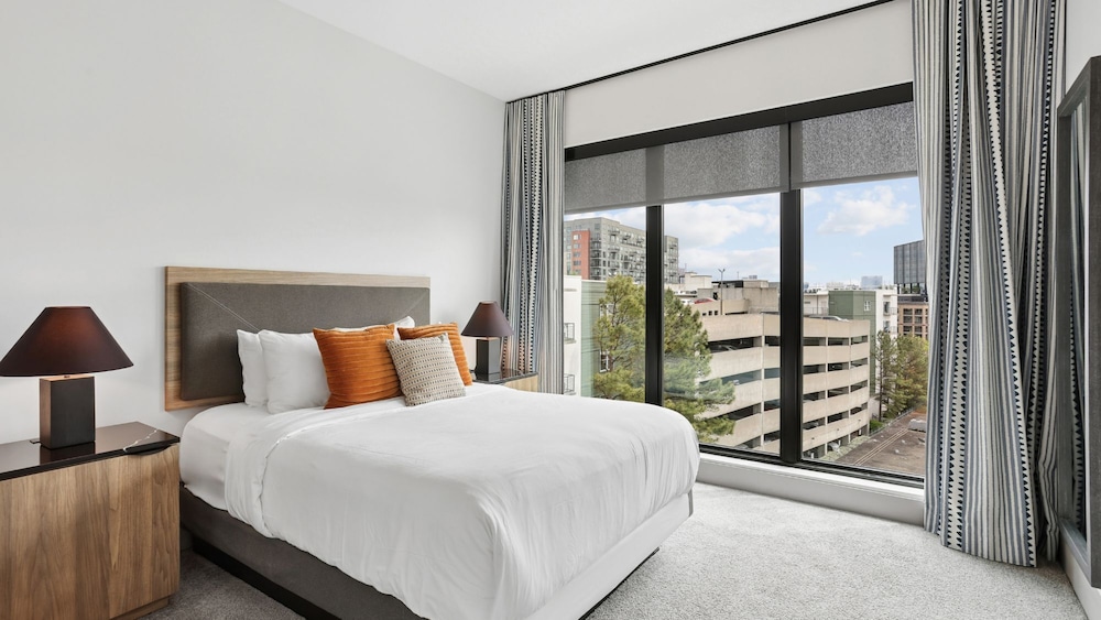 Sentral West Midtown at Star Metals 14/48