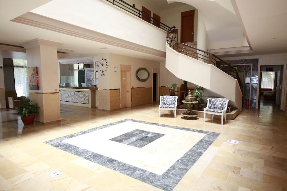 Portofino Hotel 8/50