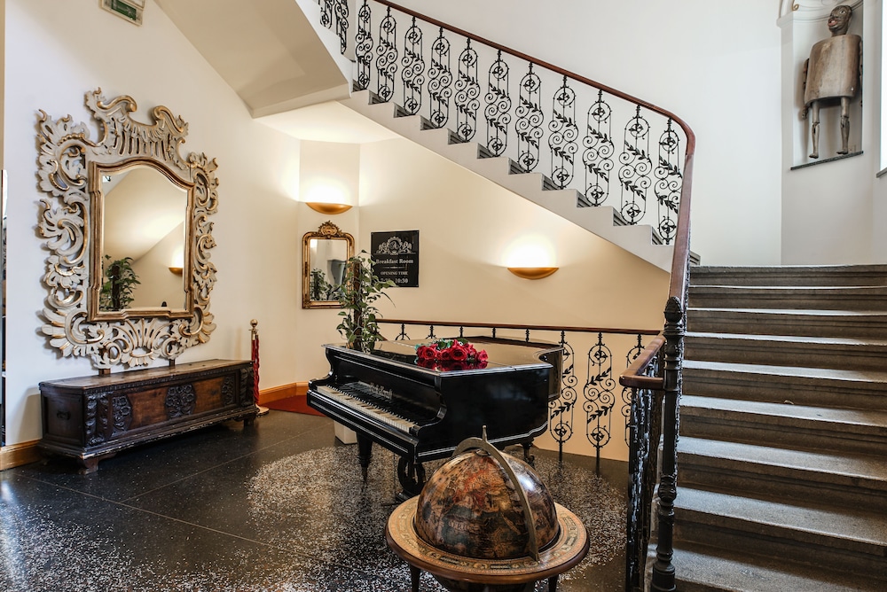Hotel Assenzio Prague 40/48