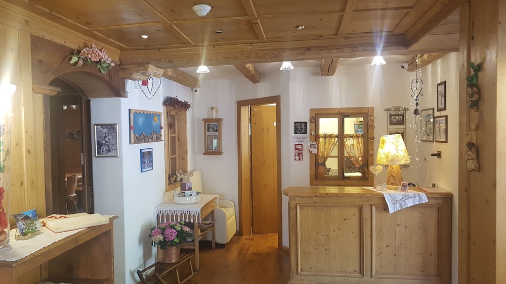 Hotel Villa Adria B And B 49/67