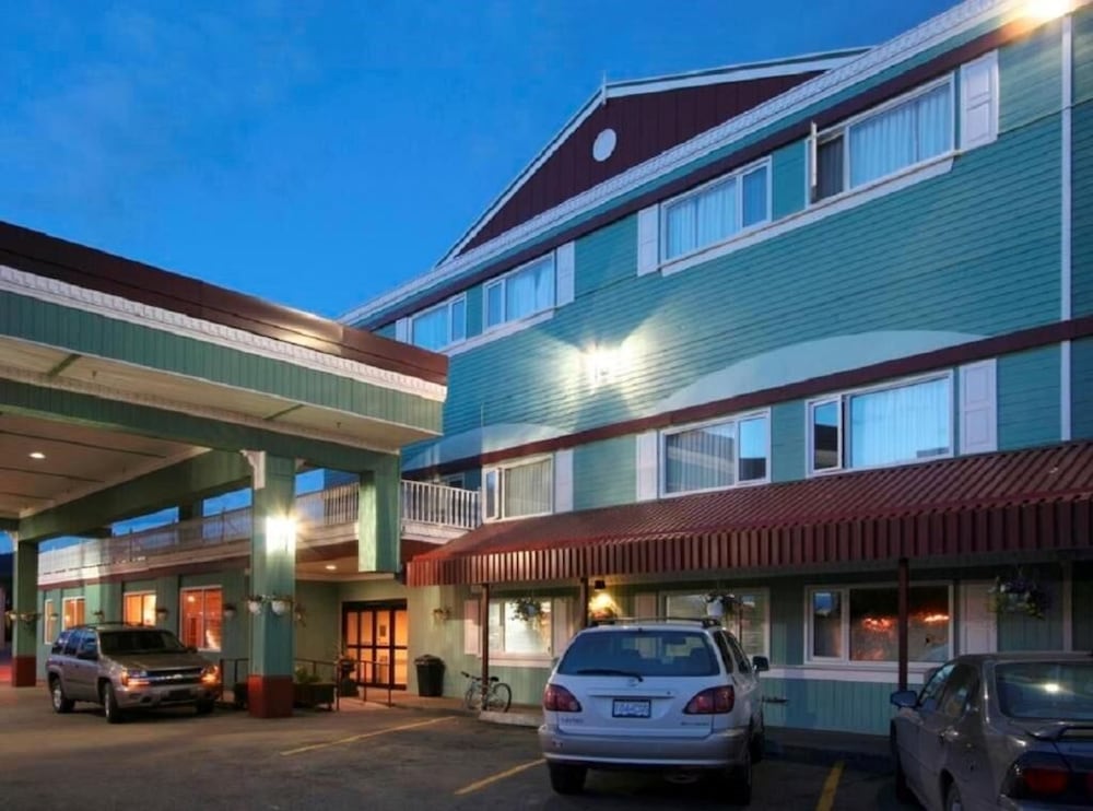 Sternwheeler Hotel & Conference Centre, Trademark by Wyndham 53/56