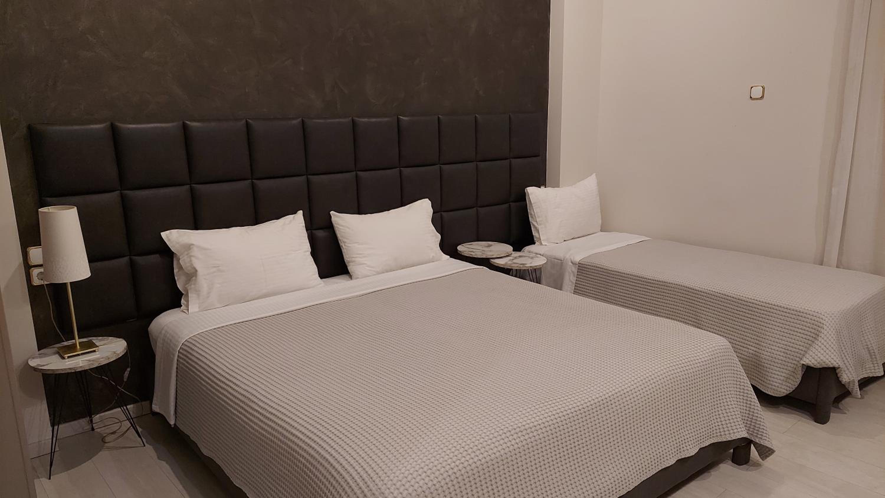 BEST WESTERN LINGOS HOTEL 13/55