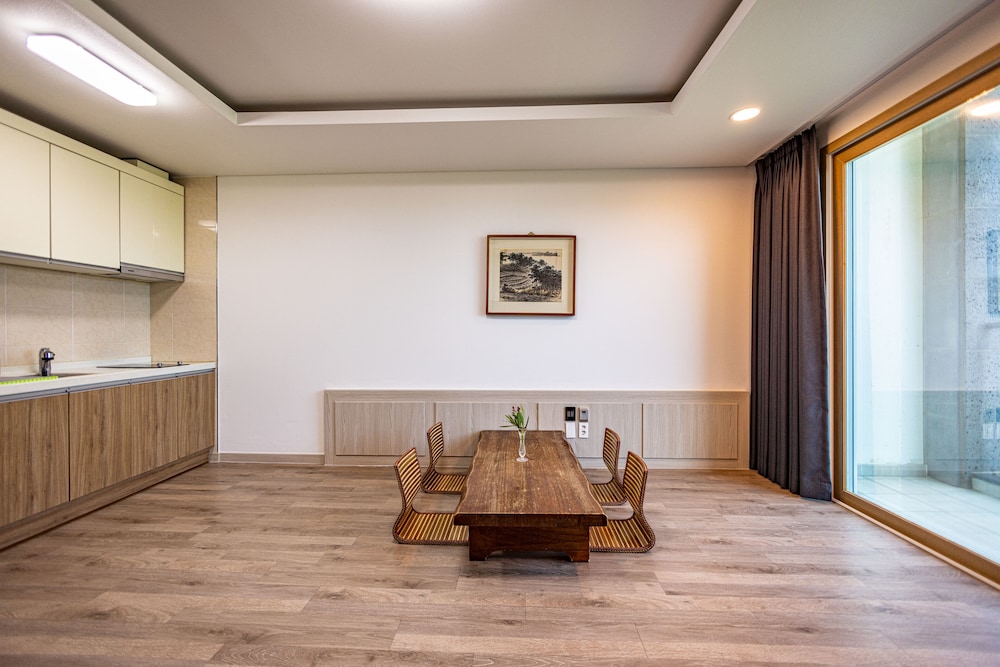 Areumdaun Resort 57/81