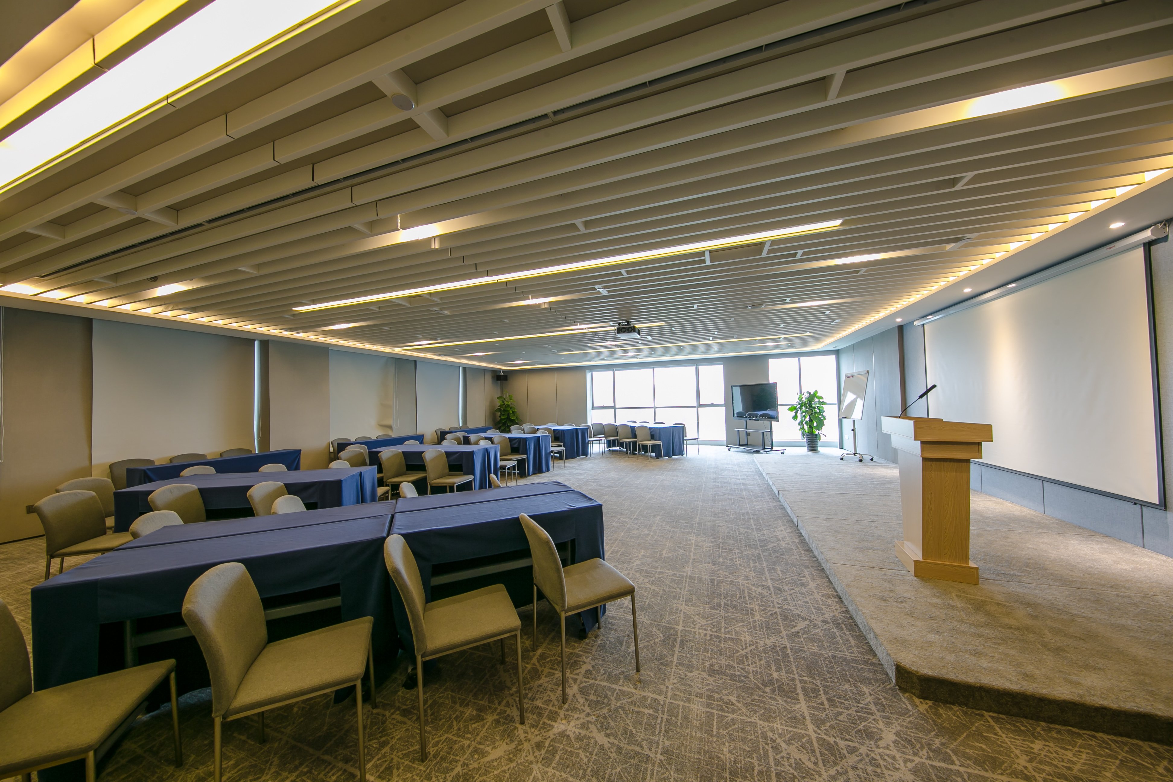 Holiday Inn Express Hefei High Tech 20/35