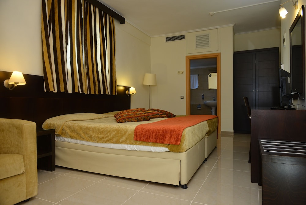 Hanioti Grandotel 22/71