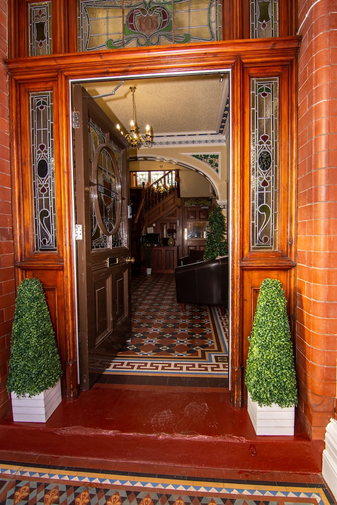 The Park Hotel Preston 12/65
