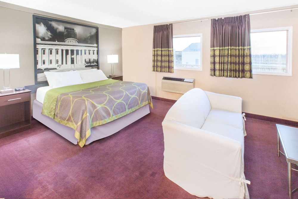 Super 8 By Wyndham Millbury/Toledo 25/54