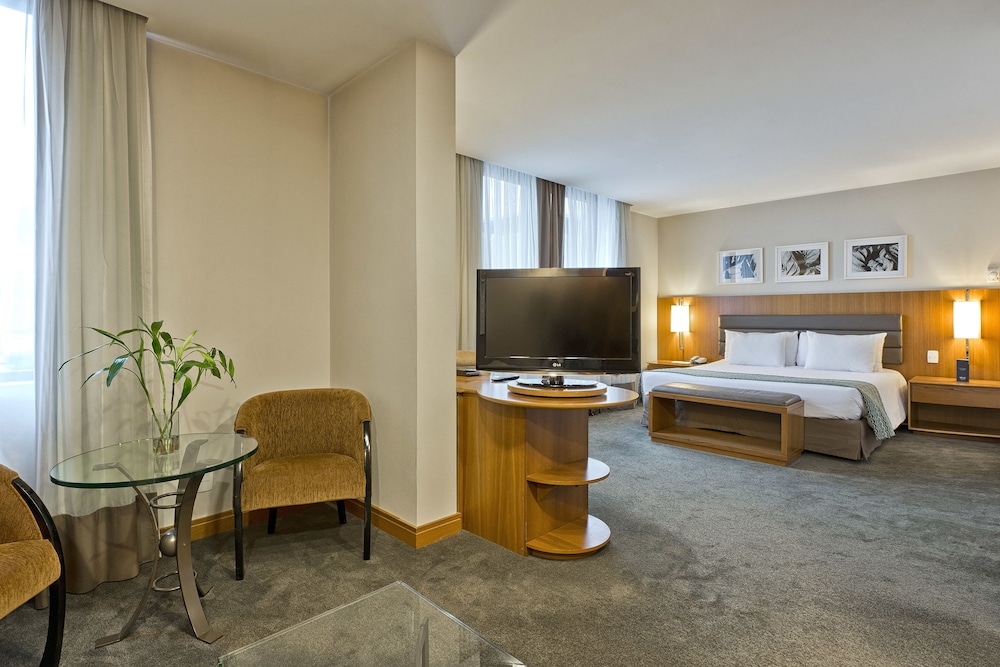 Melia Paulista 33/71