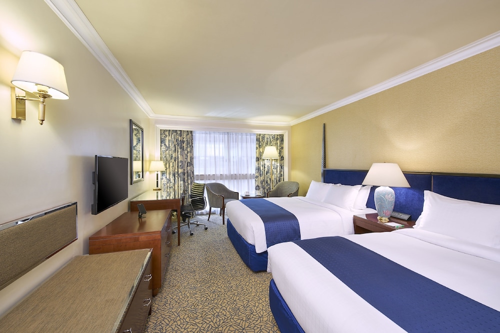Holiday Inn Golden Mile Hong Kong 34/79