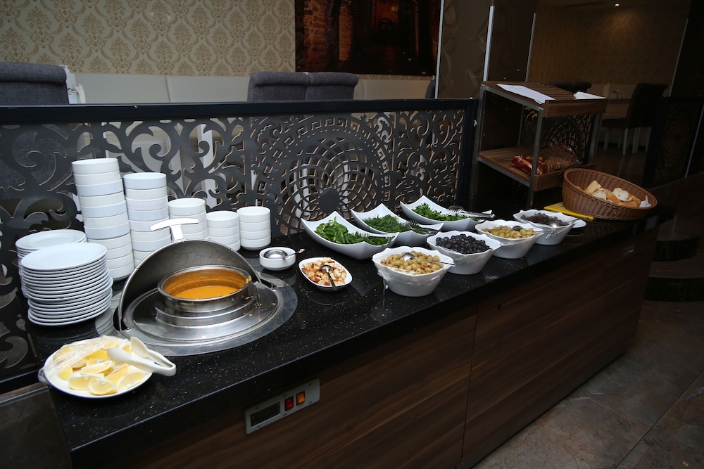 Grand Silay Hotel 39/50