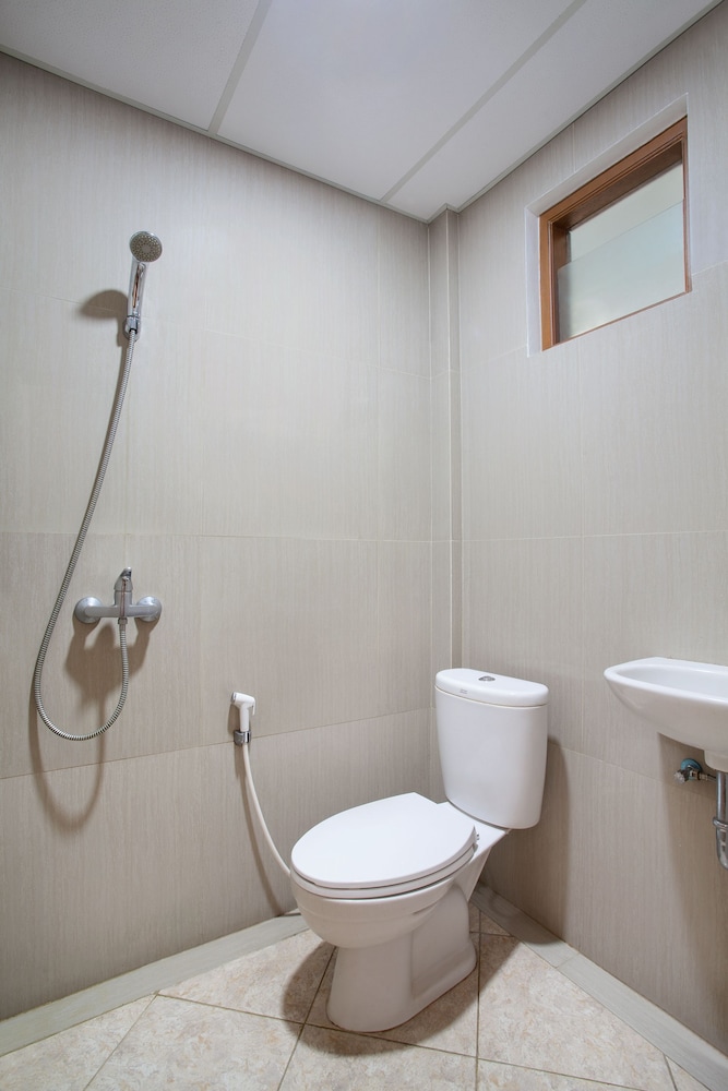 OYO 106 Sarkawi Residence 24/24