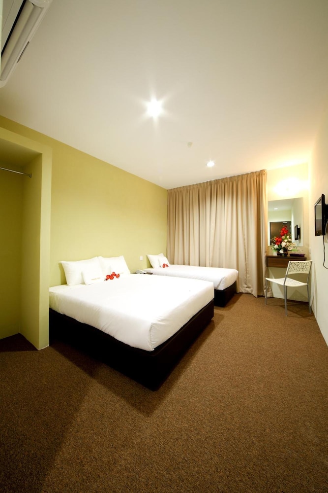 Grand Inn 17/50
