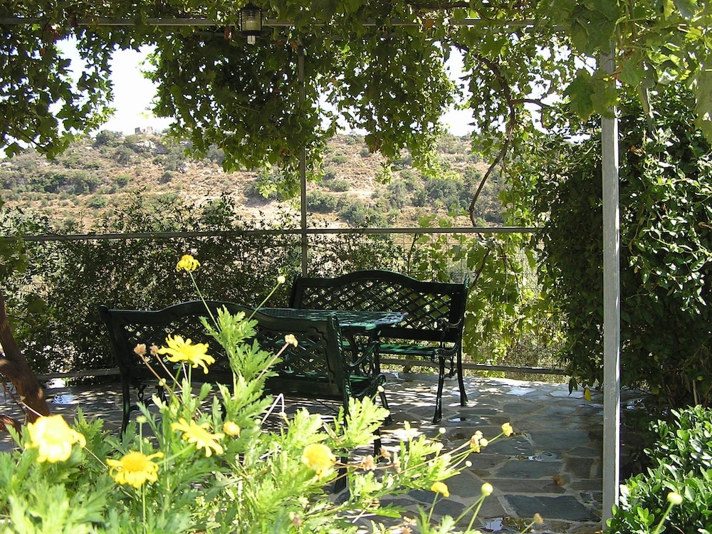 Stratos Villas 28/37