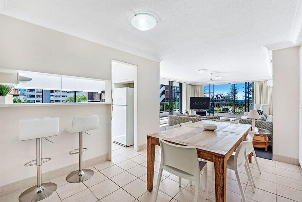 ULTIQA Beach Haven on Broadbeach 35/50