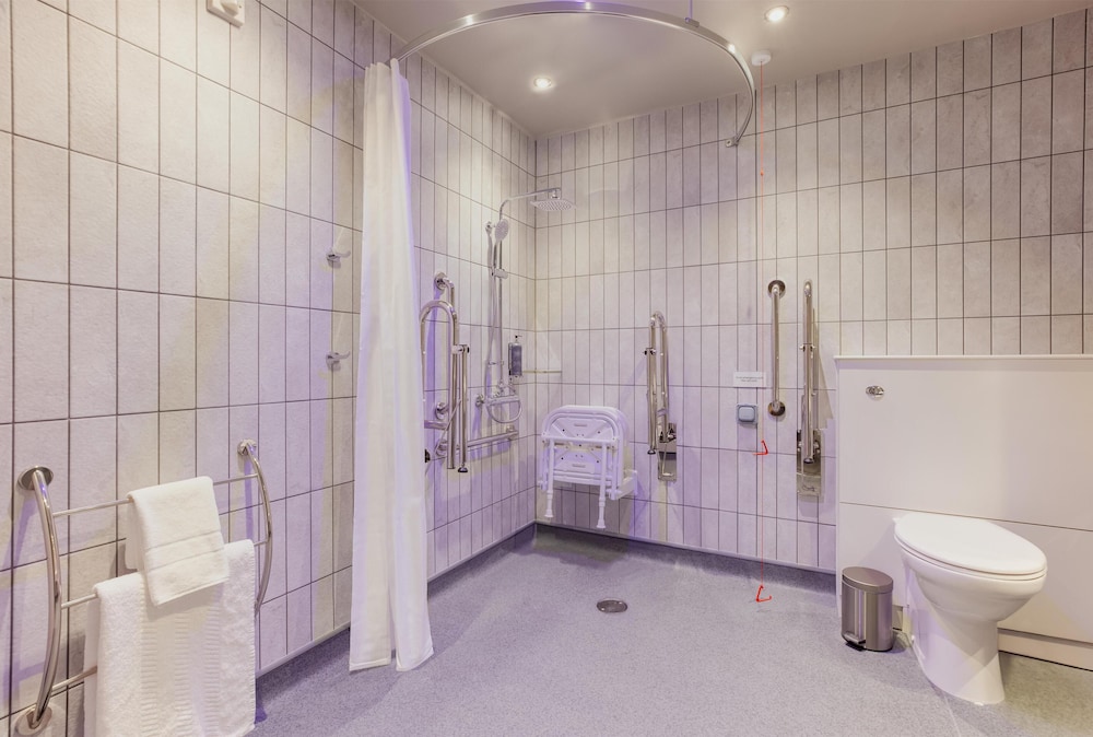 Premier Inn Braintree (Freeport Village) 31/32