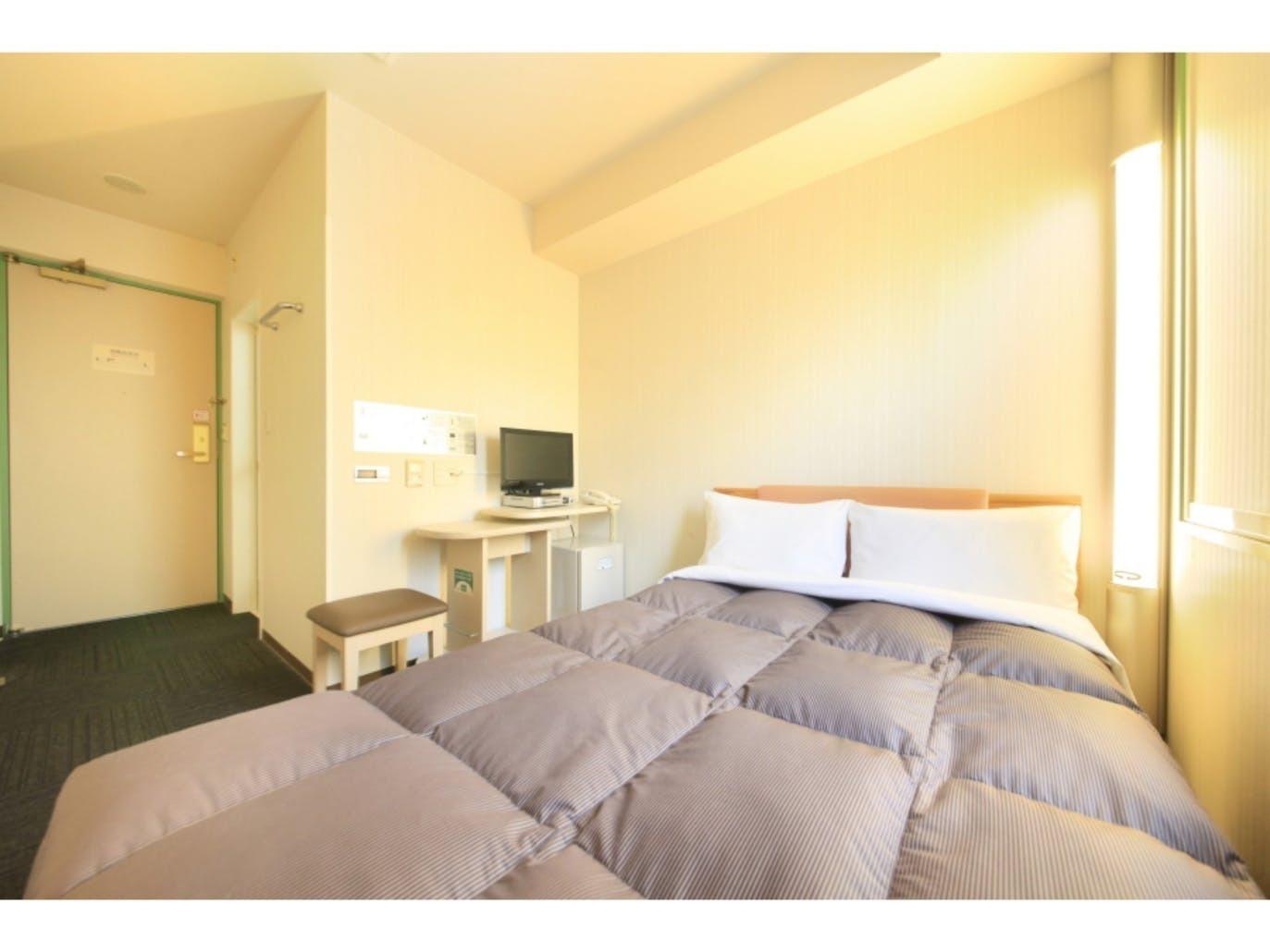 Compact, Double Bed
