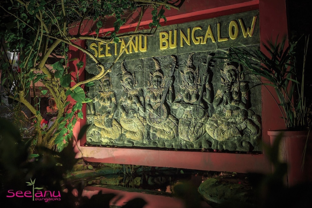 Seetanu Bungalows 16/68