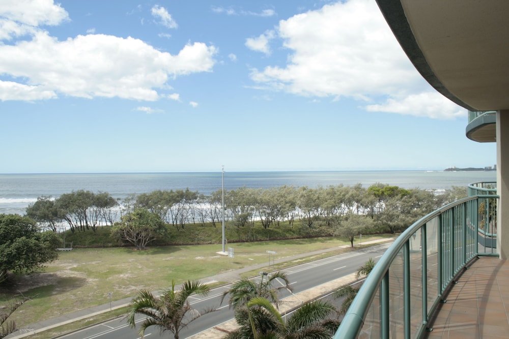 KEY LARGO MAROOCHYDORE 62/72