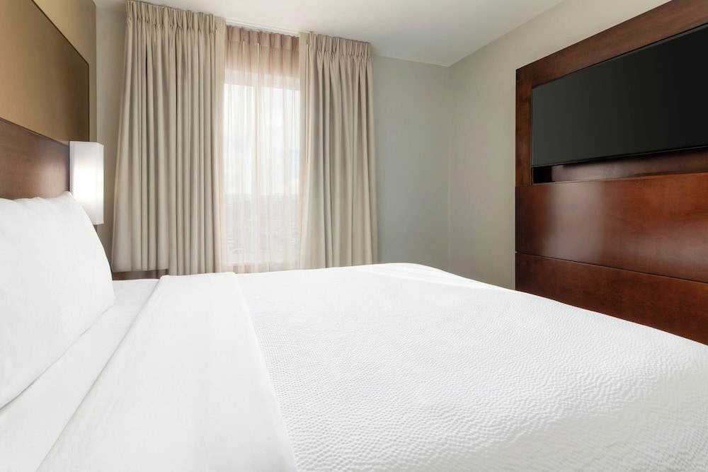 Residence Inn Denver Stapleton 17/53