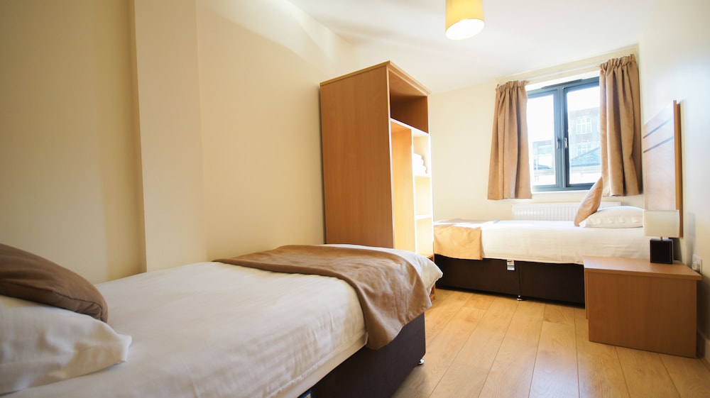 Crompton Court 16/38
