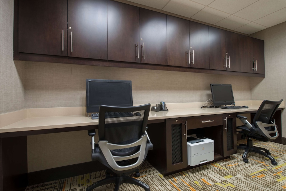 Hampton Inn Waynesboro, GA 39/42