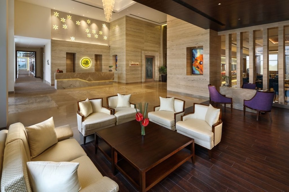 Sandal Suites Op. By Lemon Tree Hotels 27/50