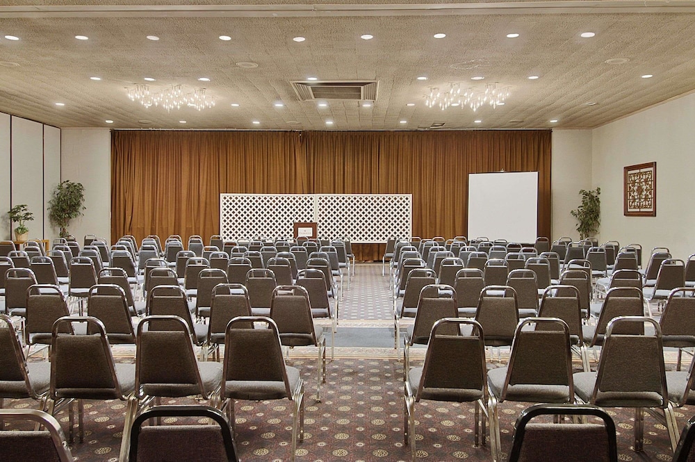 Augusta Downtown Hotel & Conference Center 23/26