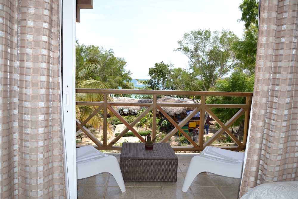 Paraiso Ecolodge 1/59