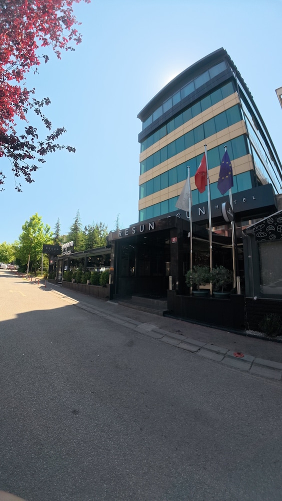 Cankaya Premium Hotel 40/42