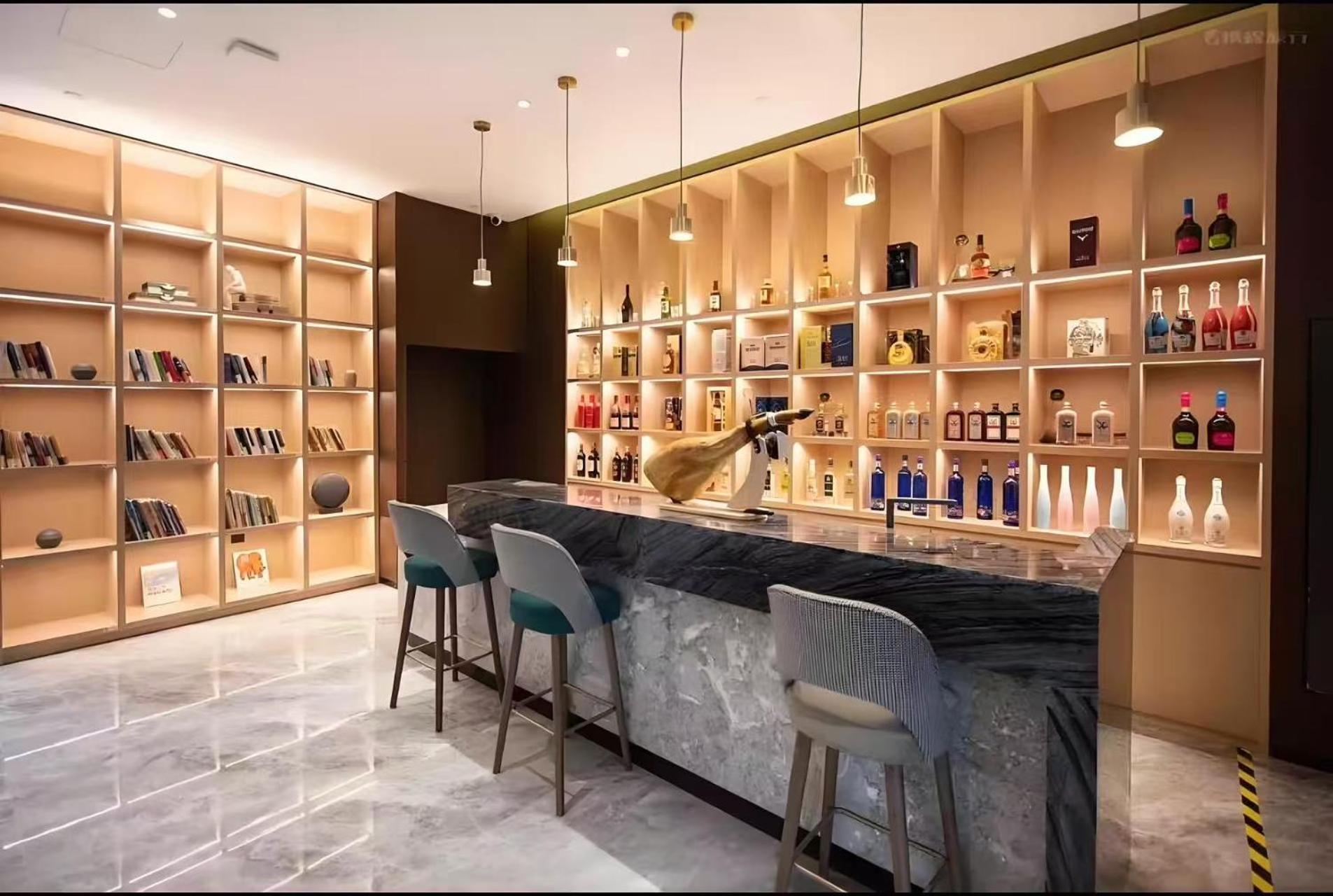 Atour Hotel (Ningbo Fenghua Huizheng Old Street) 42/47